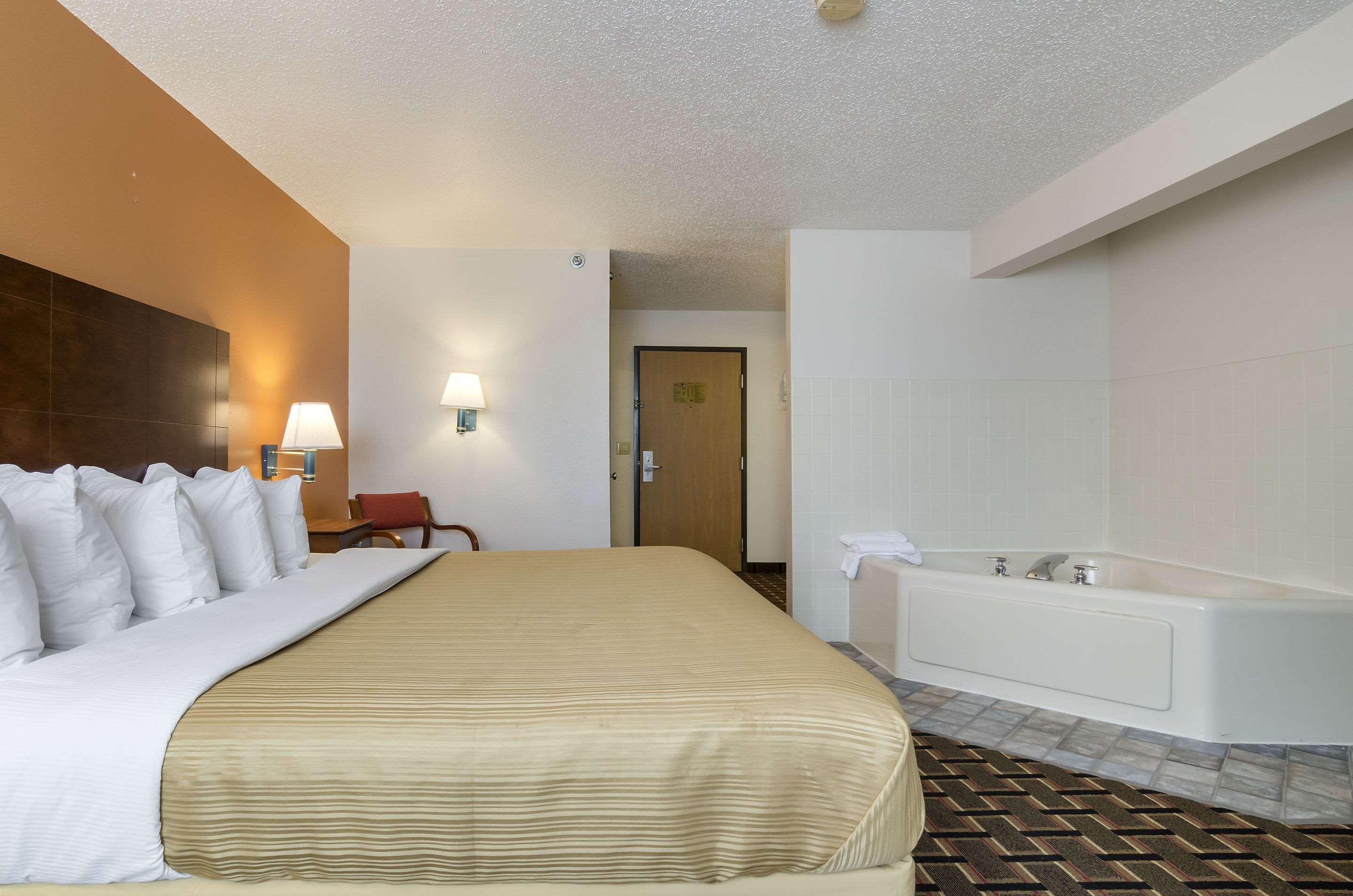 Quality Inn Osceola Екстериор снимка
